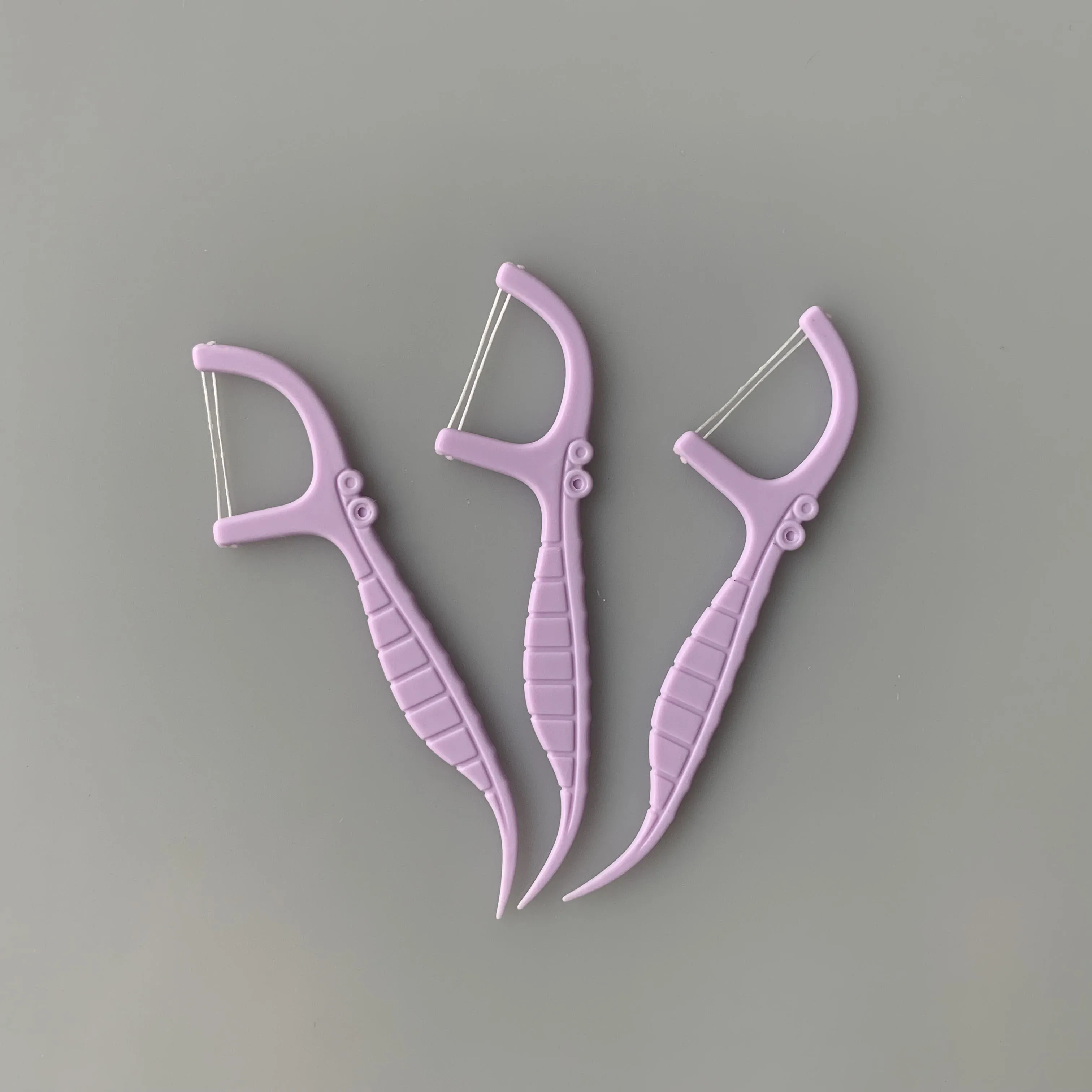 2024 new arrival  Dental Flossing Flosser Stick With Fluoride Anti-Caries Twin Line Dental Floss Picks 200 PCS per bag