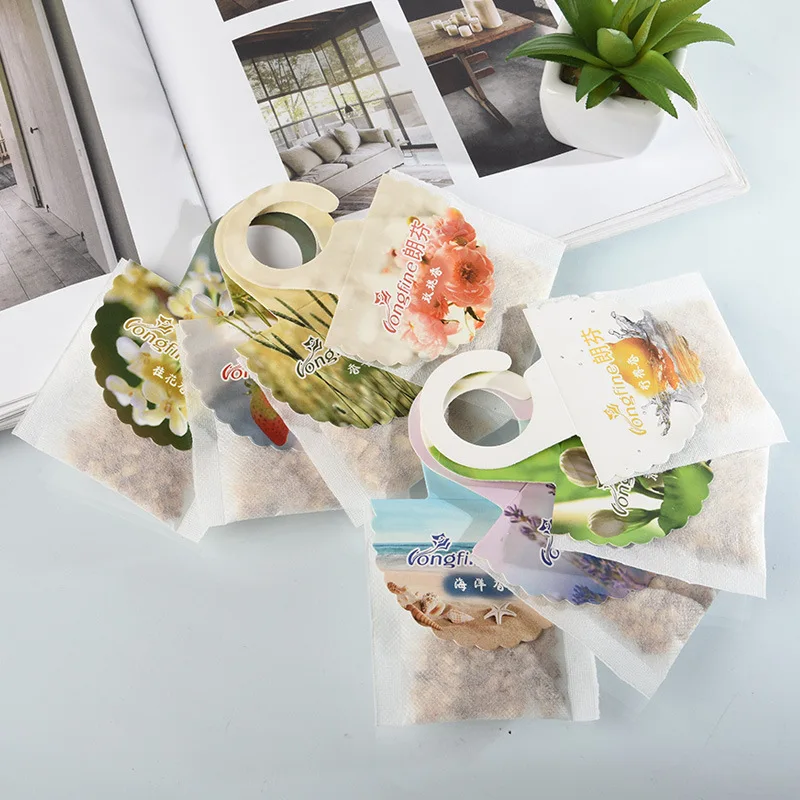 Hot Selling Hanging Refreshing Scent Car Wardrobe Diffuser Accessories air Freshener