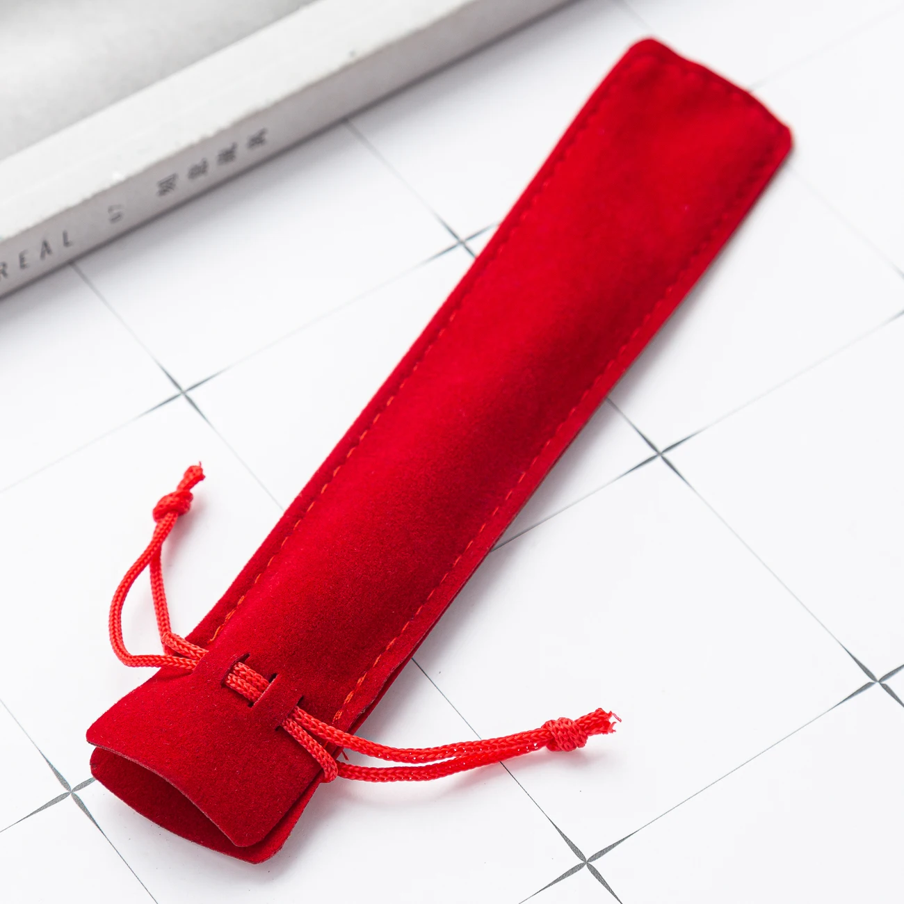 Новейшая популярная Роскошная плотная бархатная сумка на шнурке для ручек, индивидуальный цвет и логотип, Подарочная сумка для ручек