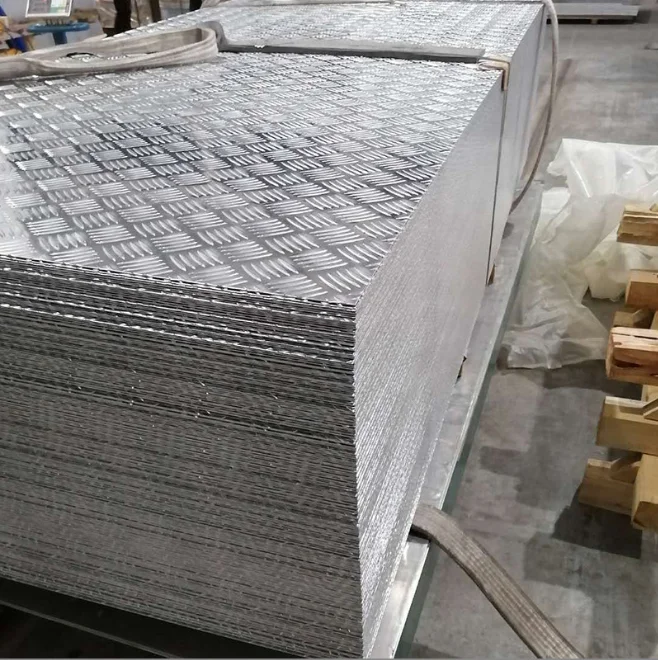 Большой запас алмазной рифленой пластины 1050 1100 3003 5052 тисненый рифленый алюминиевый лист