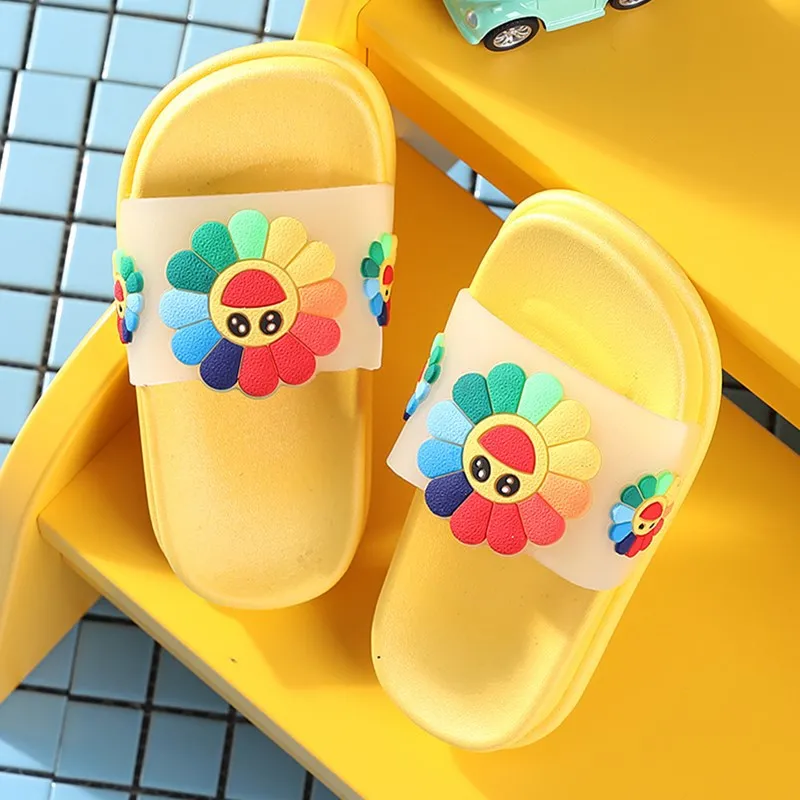 
2021 summer new arrival cute smile face men women children slides beach home house children sunflower slipper 