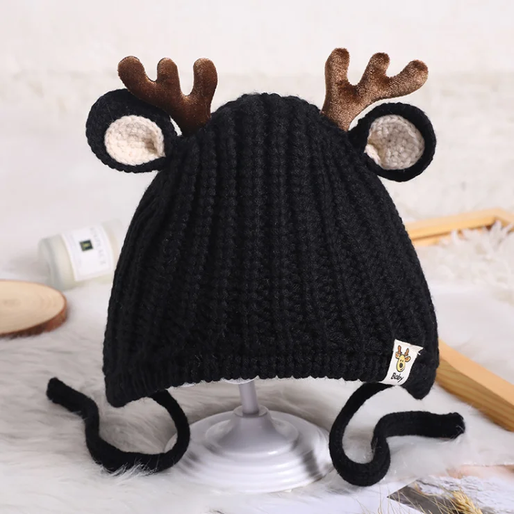 2023 hot sales cute knit new baby deer hat crochet the Christmas deer hat