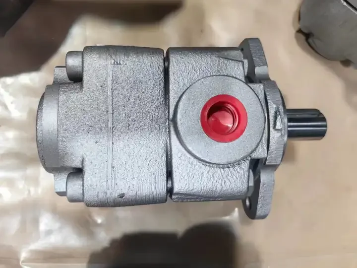 Лучшая цена QX32-010 Bucher/32-010R QX43-025R QX23-008R гидравлический лопастной насос QX43 QX23 QX32