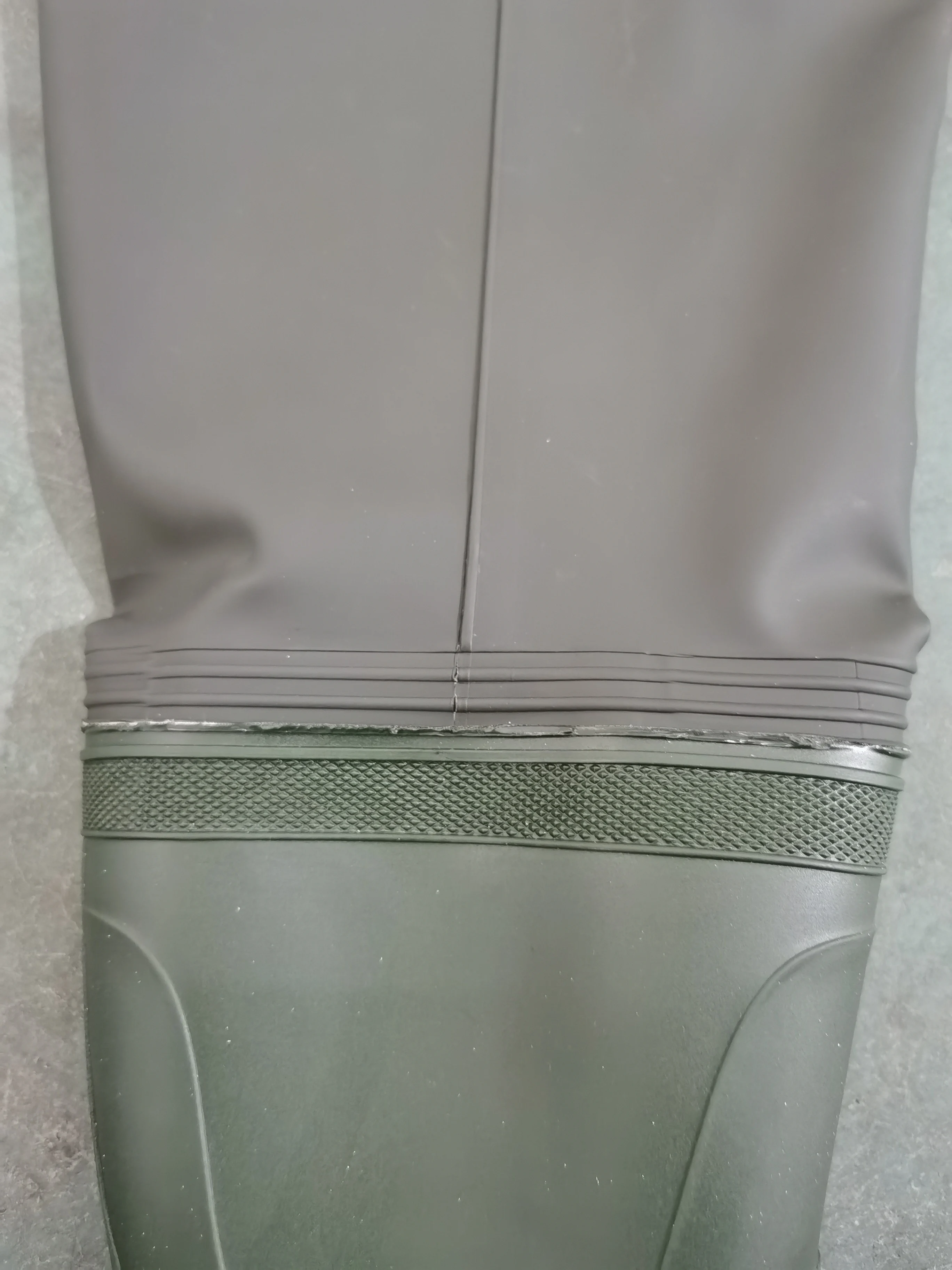 Qinghong Manufacturer Pure pvc chest wader for fishing custom made thigh Reach Standard  environmental felt sole waders