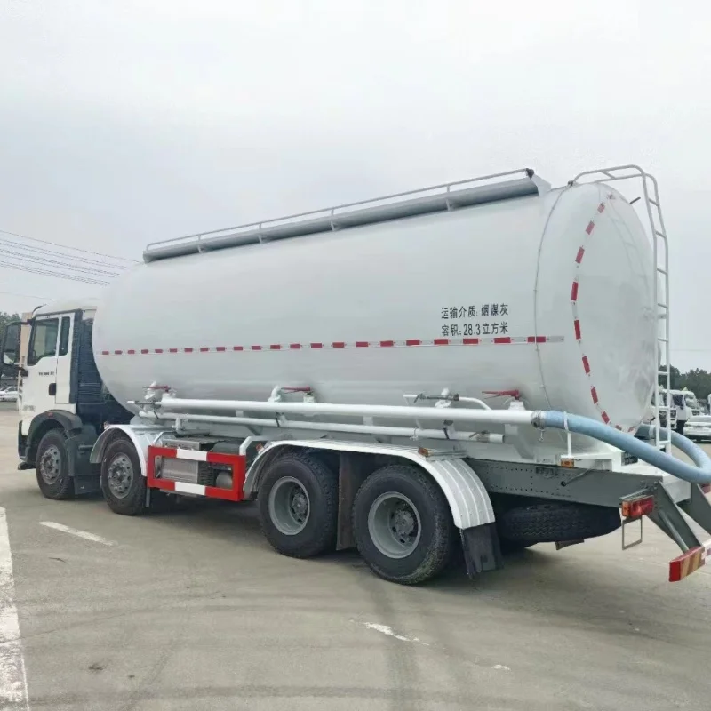 Dongfeng Howo Cargo Truck Left Hand Drive Manual Transmission Customizable Bulk Cement Dry-Mixed Powder Material Diesel New