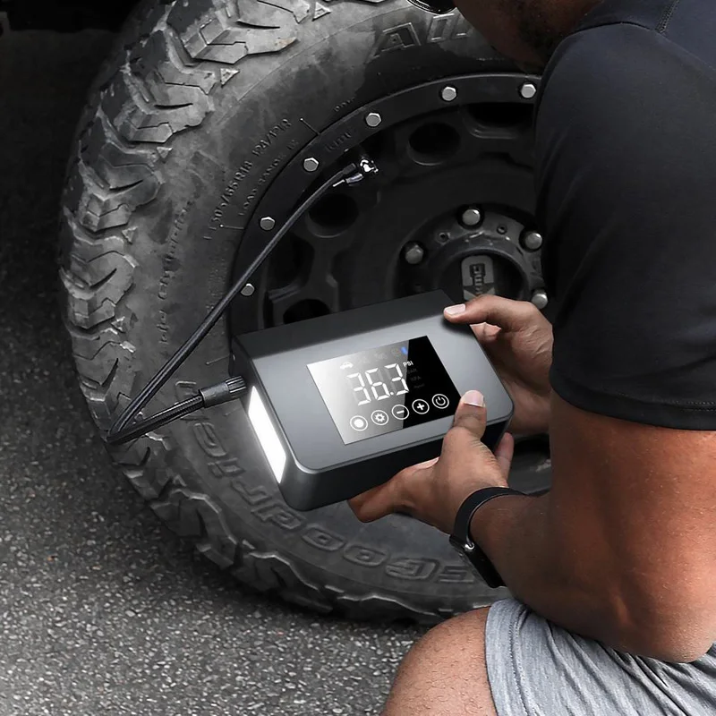 Jump Starter With Air Compressor 12V 10000Mah 600A Car Battery 150 Psi Portable Car Power Bank Jump Starter With Tyre Inflator