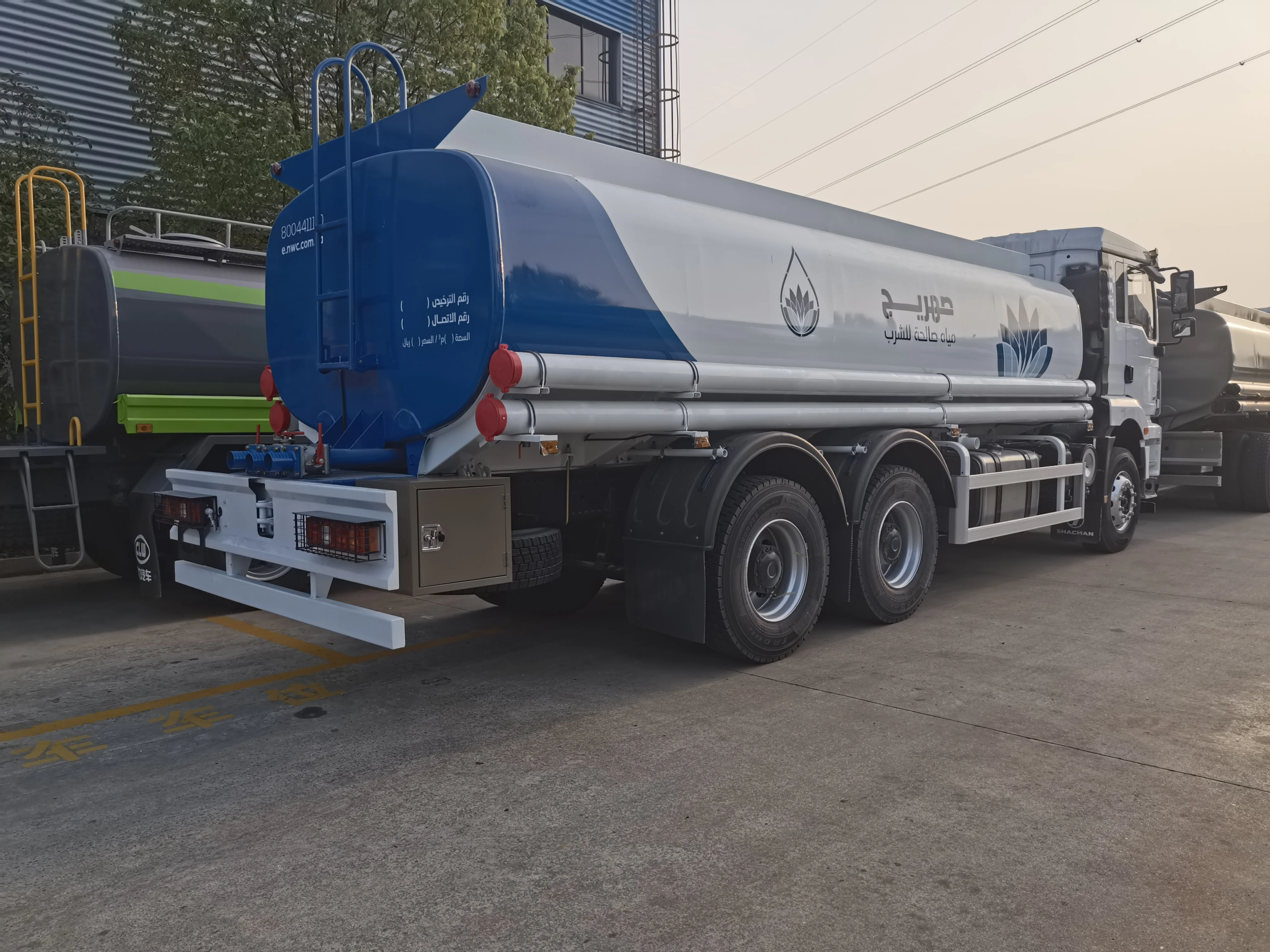 2024 High Quality 20000L Shacman 6*4 Transport Water Tanker Truck 340HP Truck For Sale