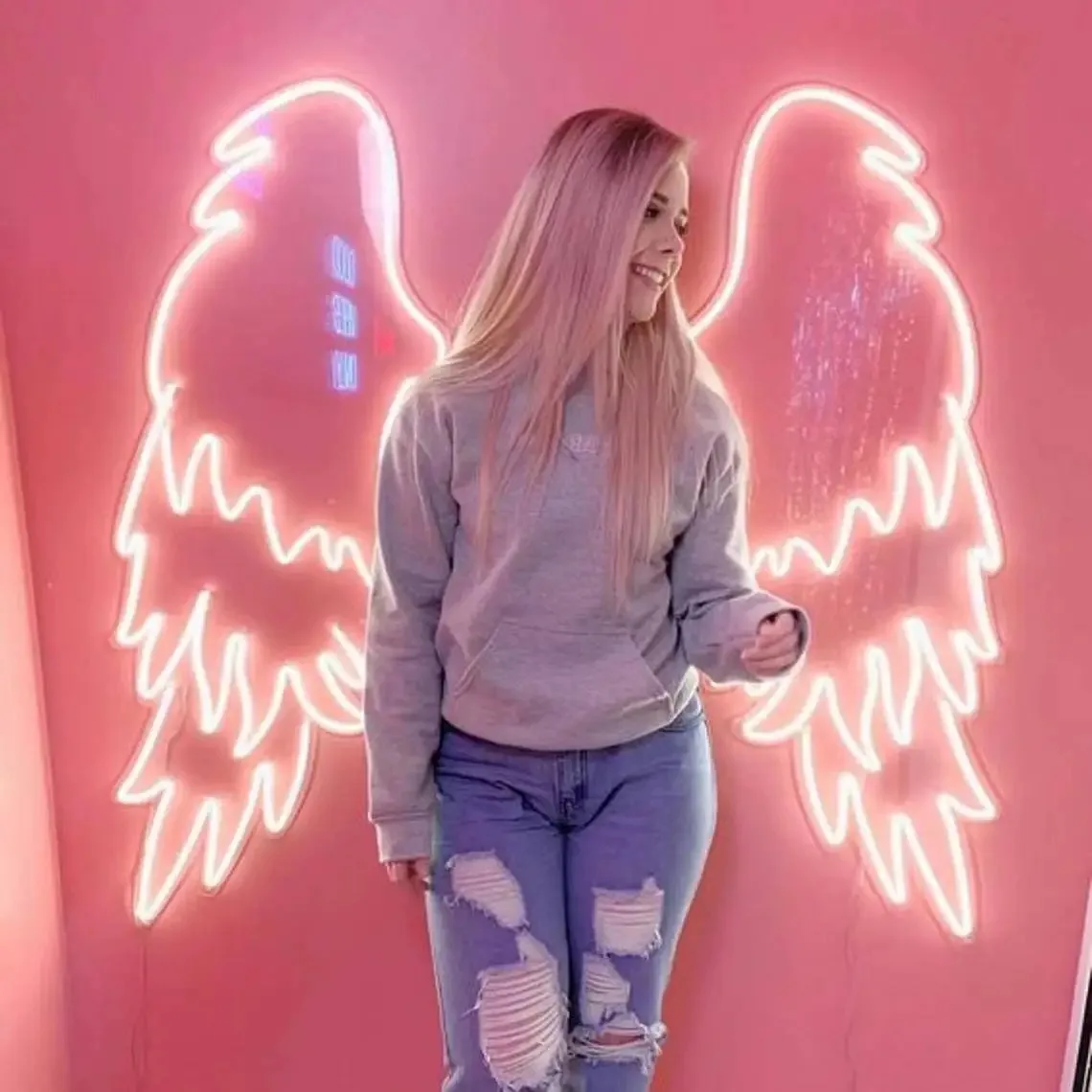 Wholesale custom led neon angel Wings influencer punch card decorative background wall decoration
