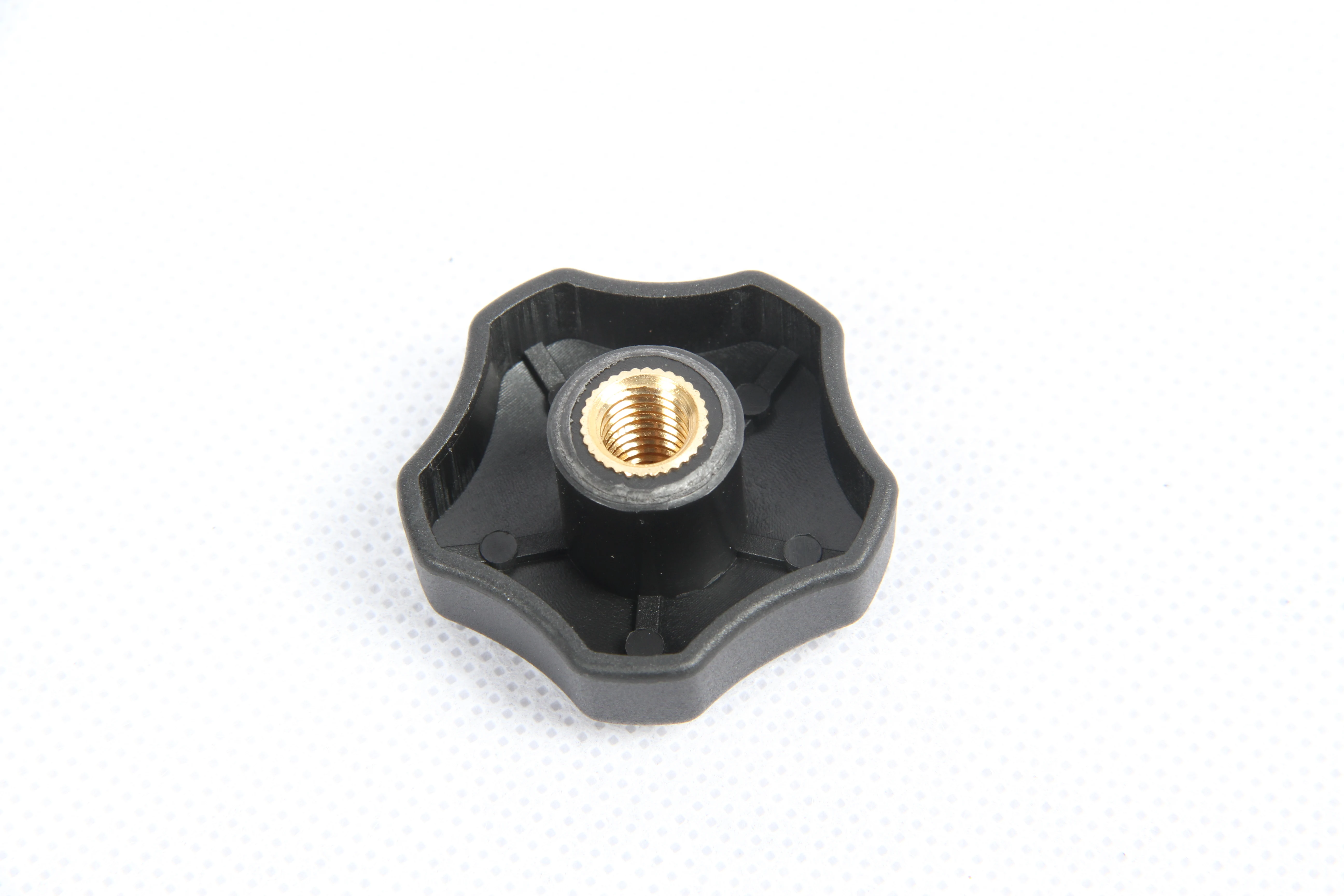 Cup holder equipped with a clip suitable for a smaller gun body easy to use and high quality