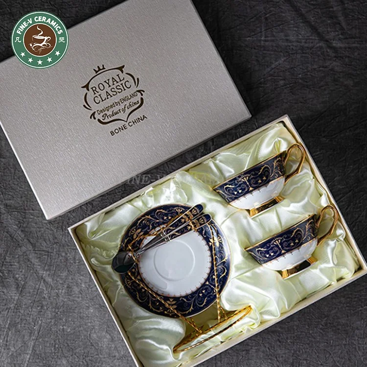 custom European classical bone China royal luxury retro English afternoon tea 2pcs ceramic coffee cup and saucer set gold handle