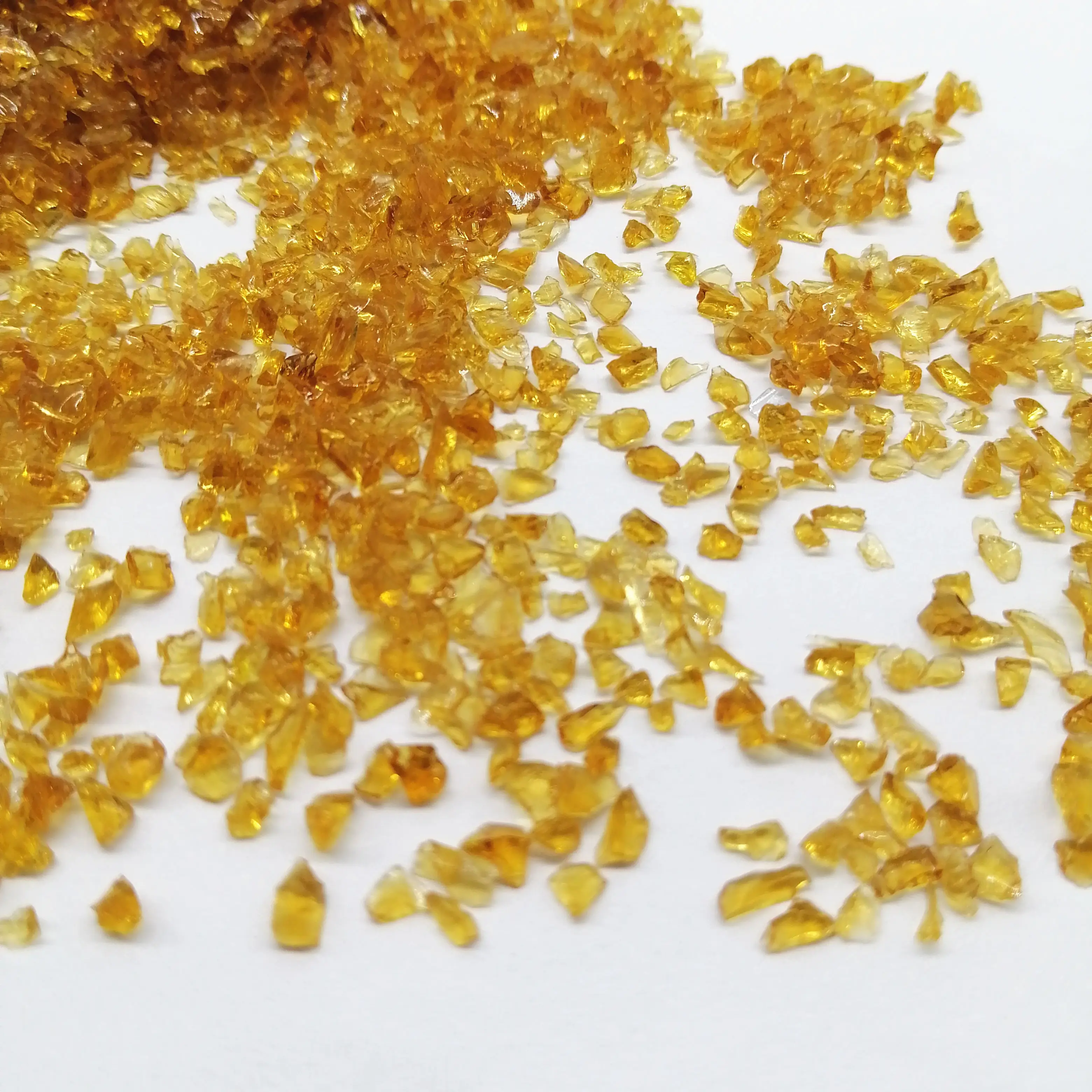 Hot sale manufacturer amber 1-3mm aggregate broken crushed glass chips used for terrazzo floor and tile