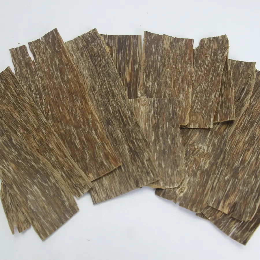 Agarwood Chips Type Aromatic Wood Phuc Linh Giac II Bulk Wholesale Sachets from Viet Nam and China