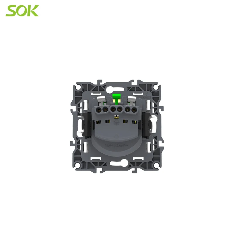 Europe electrical outlet with CE certification made in China SCREWLESS TERMINAL