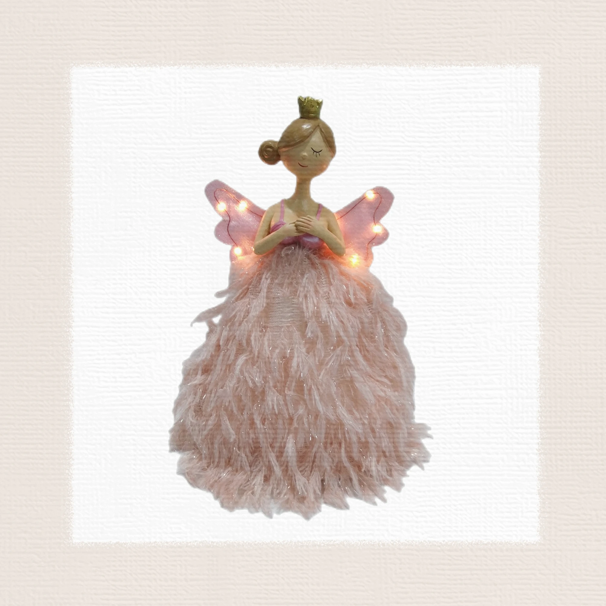 Christmas Angel Gift for Girl Resin Doll with LED Light Shining Wing and Skirts Angel Home Decoration Resin Plush Ornaments