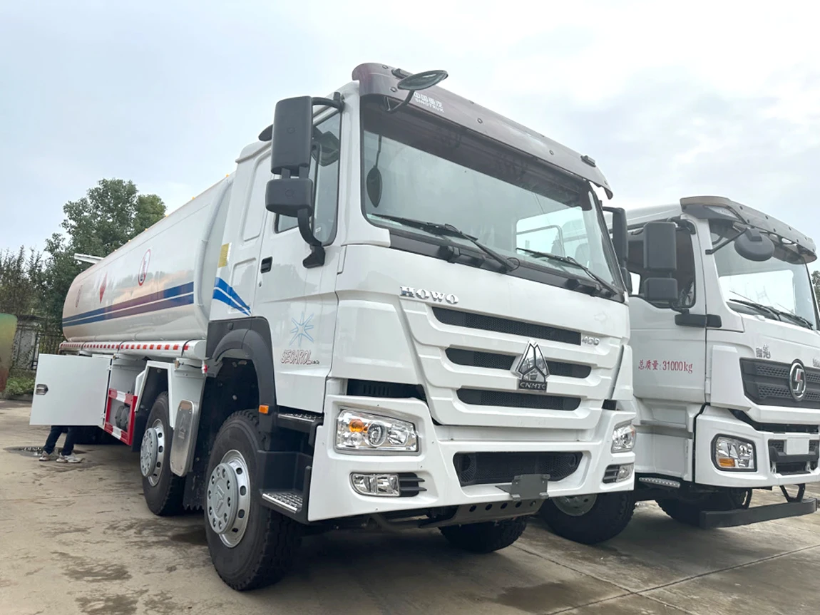 HOWO 400HP 20000 liters fuel tank truck 30000 liters capacity 6x4 oil tanker truck for sale