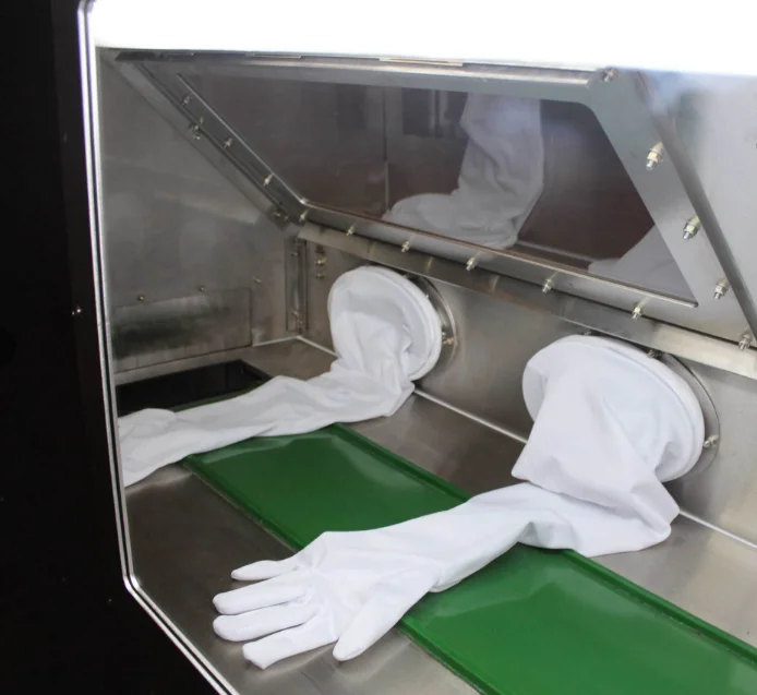 Neoprene Gloves Black For Isolator Cabinet & Cleaning a Negative Pressure LFGI gloves