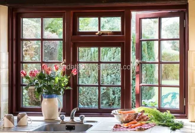 Изготовленное на заказ алюминиевое створчатое окно со встроенным экраном от насекомых и ударостойким стеклом