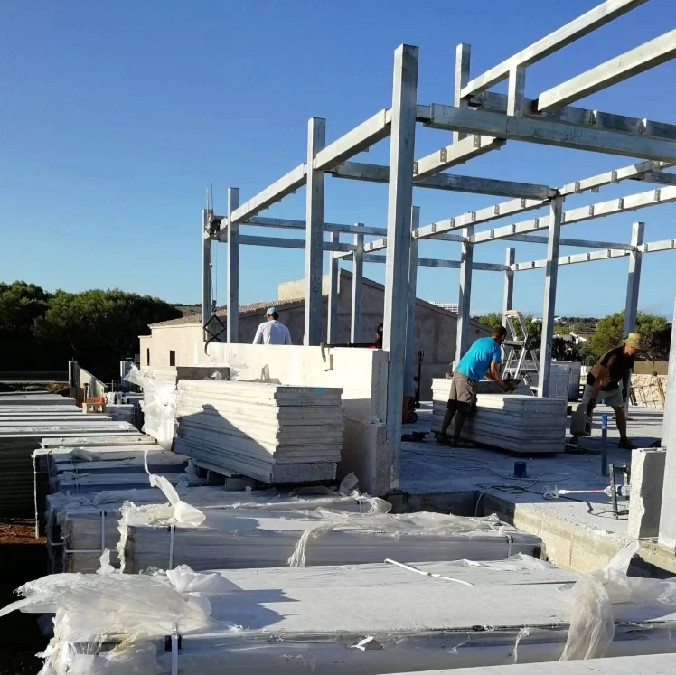South America 180m2 Casa in Argentina Steel Prefabricated Pool Villa With Large Glass Sliding Door Houses