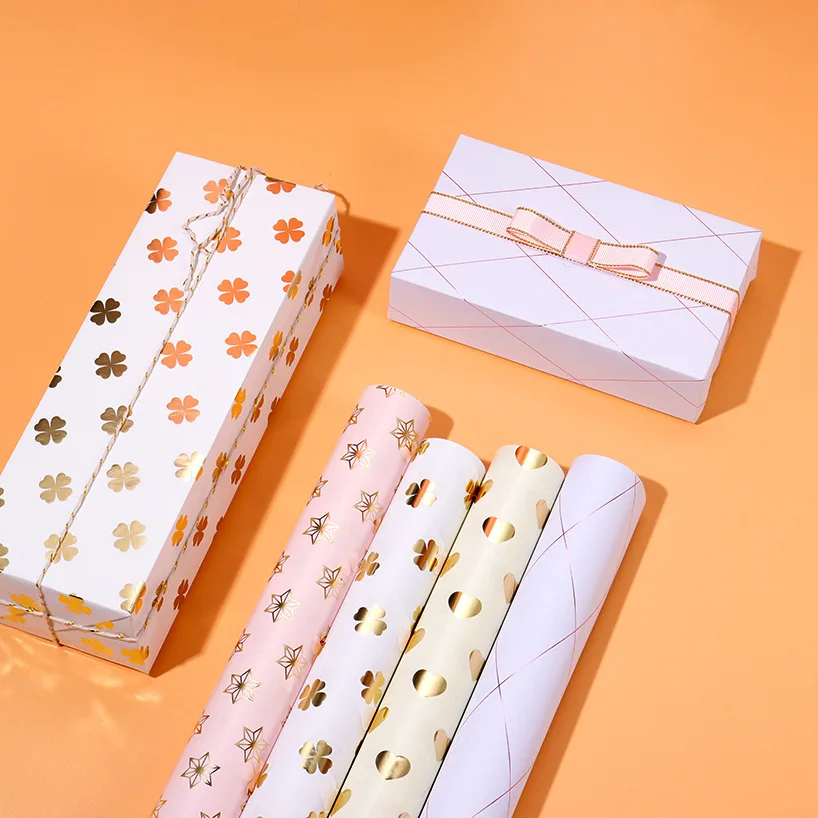 High Quality Wholesale Customization Wrapping Paper Sweet Style Four-leaf Clover Gift Paper Spot Packaging Paper