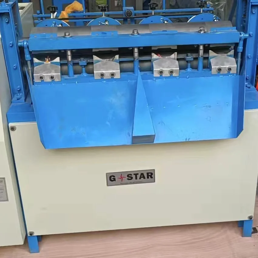 Wholesale  toys  Accessory and  Key Chain  pompom machine