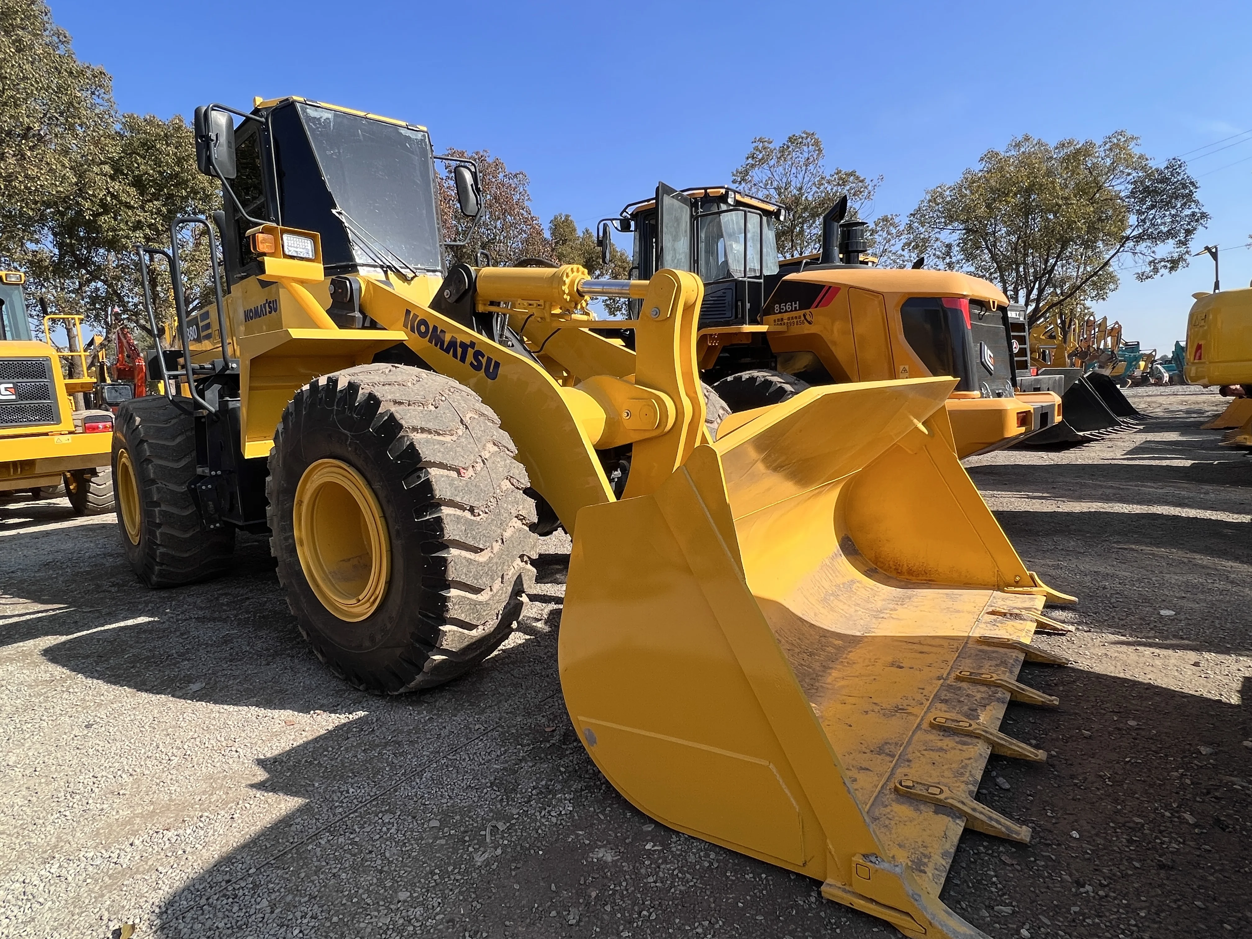 Высококачественный подержанный колесный погрузчик Komatsu WA420 /WA 400/WA380 /WA320 /WA300/WA200/wa100по низкой цене сделано в Японии