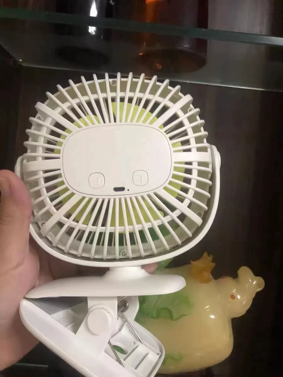 USB rechargeable 360 degree rotating desktop clip fan with night light function