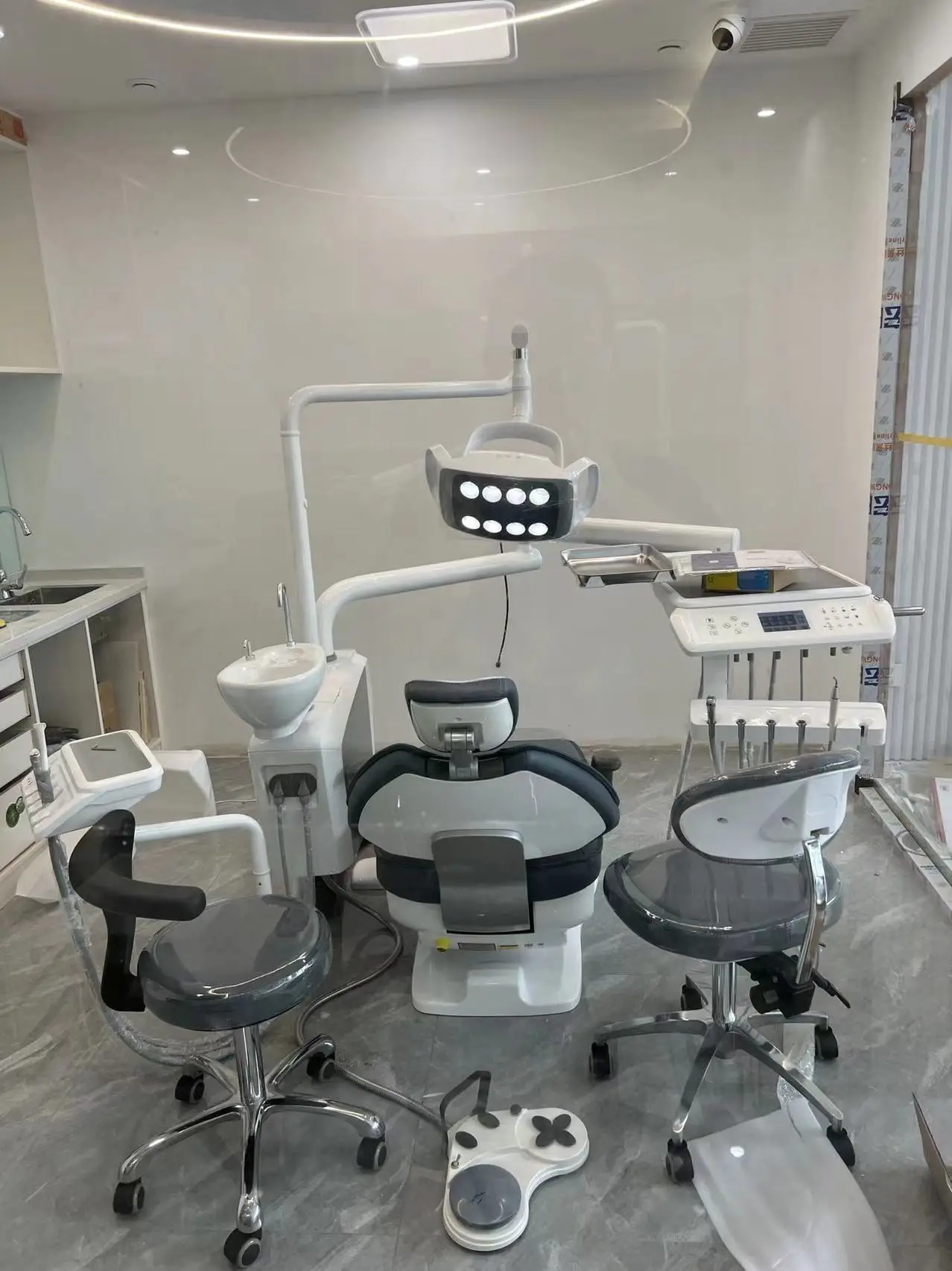 Стоматологическое кресло поставщики компрессор светодиодная лампа стоматологическое с гидравлическим мотором электрическое