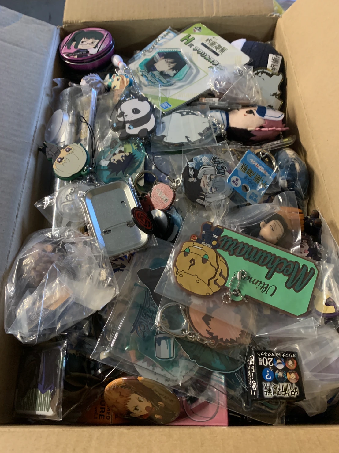 Wholesale anime goods capsule candy toy figure kids used soft toys