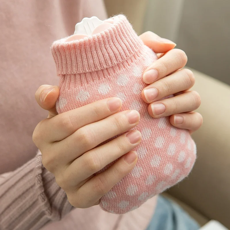 Pineapple Style Portable Explosion-Proof Rechargeable Hot And Cold Water Bottle Bag Hand Foot Warmer Silicone Hot Water Bottle