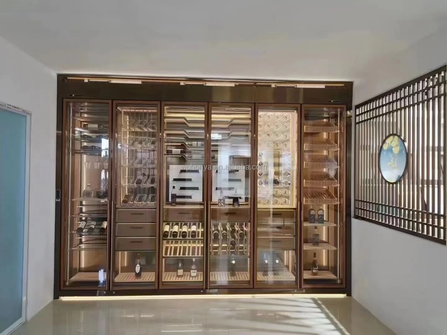 Durable Modern Red Wine Cabinet Wall Mounted Bar Metal Wine Display Shelf Rack Wine Bottle Holder Rack