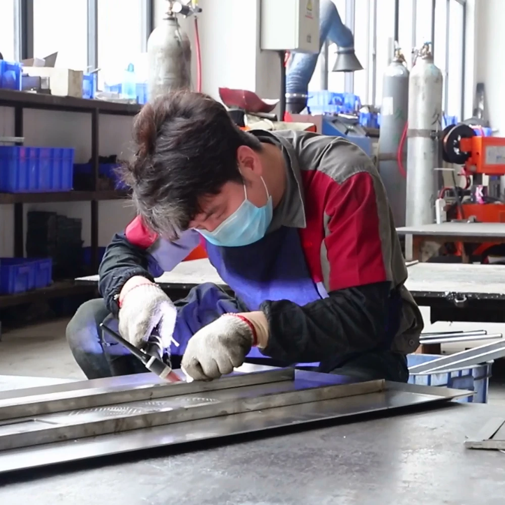 GURKI Corrugated Cardboard Case Flaps Automatic Hot Melt Sealing Folding Carton Folder Gluing Machine