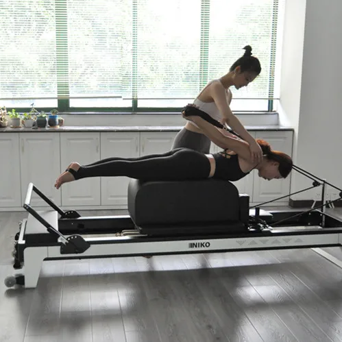 
INIKO Pilates Reformer Equipment 