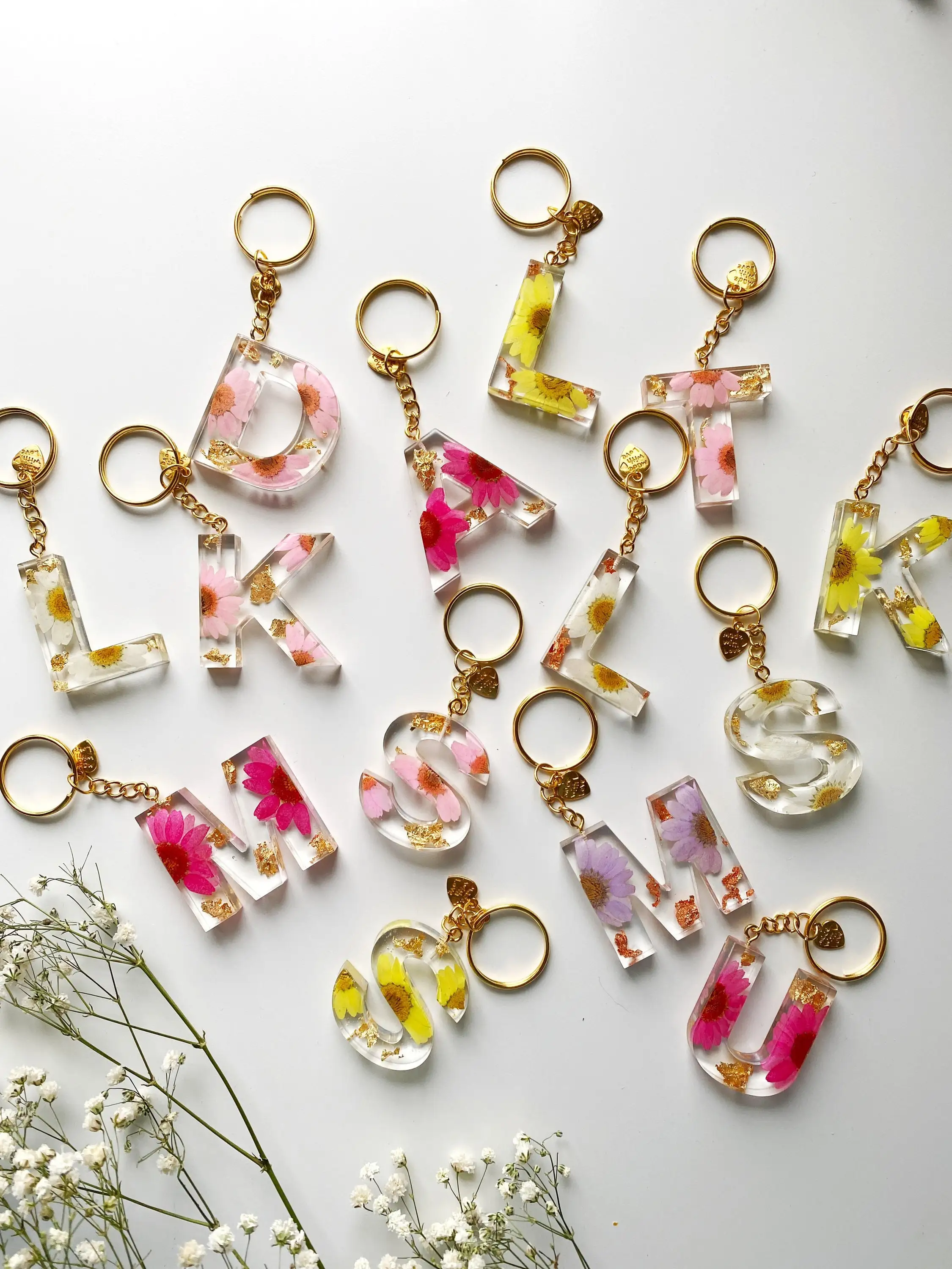 Acrylic epoxy Initial Resin 3D Lettering Gold Ring Accessories Keychain  Kpop wallet keychain Couple car Keychains