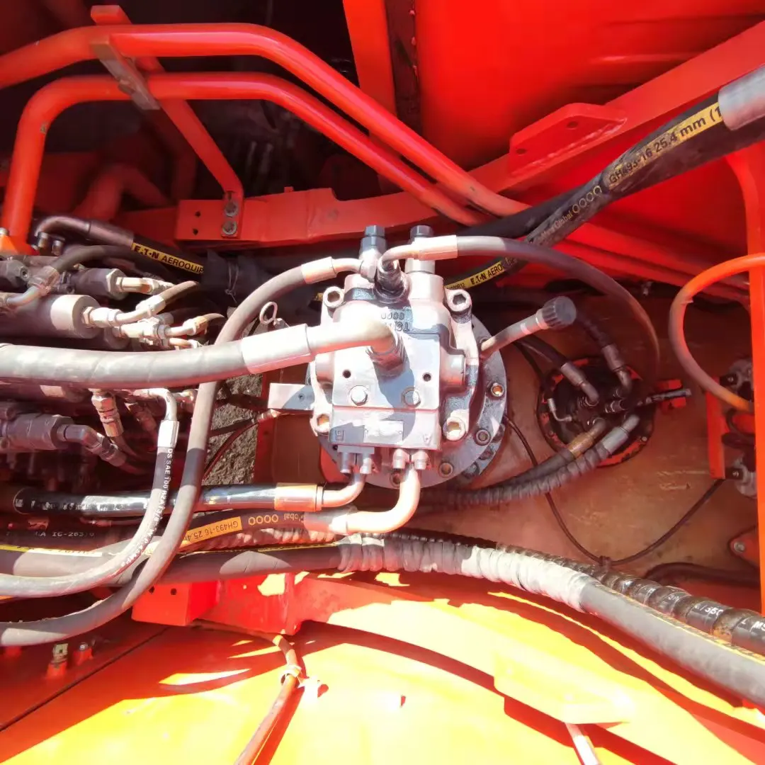 Doosan DX300LC daewoo dh300 dh225 dx300 в хорошем состоянии и низком рабочем часе для продажи