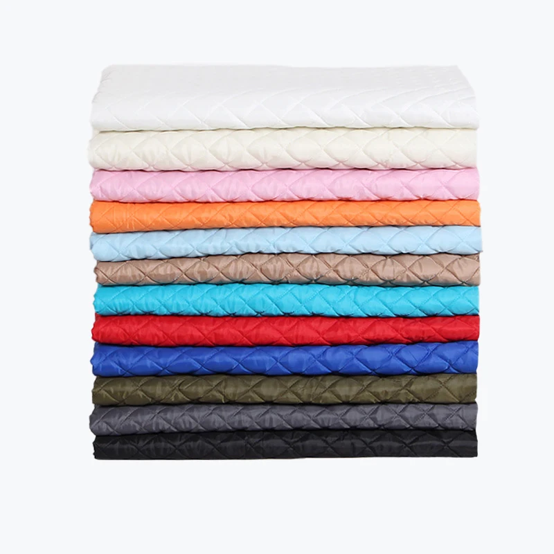Single Side Quilting Cotton Waterproof Polyester taffeta ultrasonic Garments quilted Fabric For Winter Jacket Coat Lining