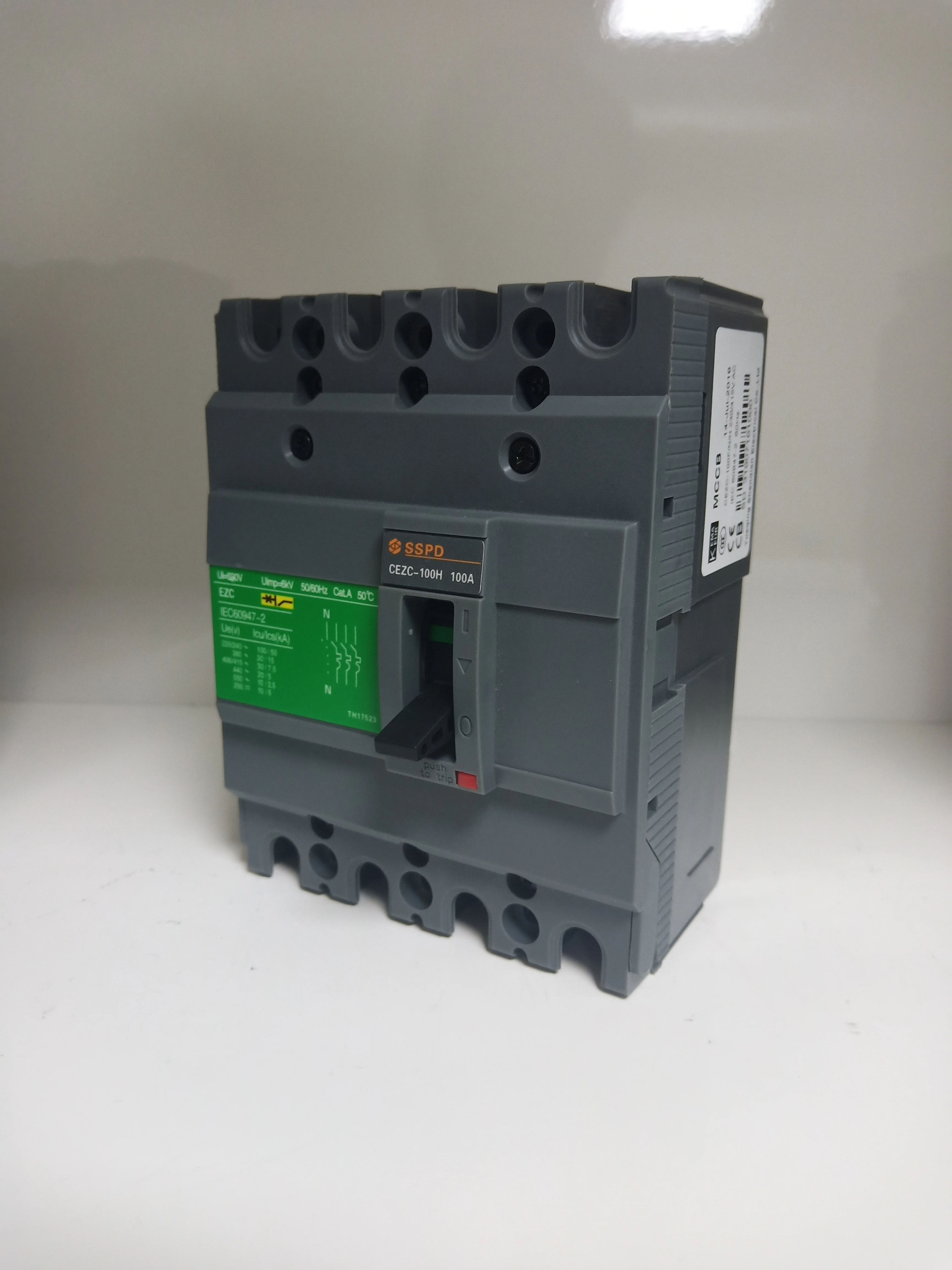 high quality earth leakage circuit breaker EZC elcb 4p 100amp MCCB