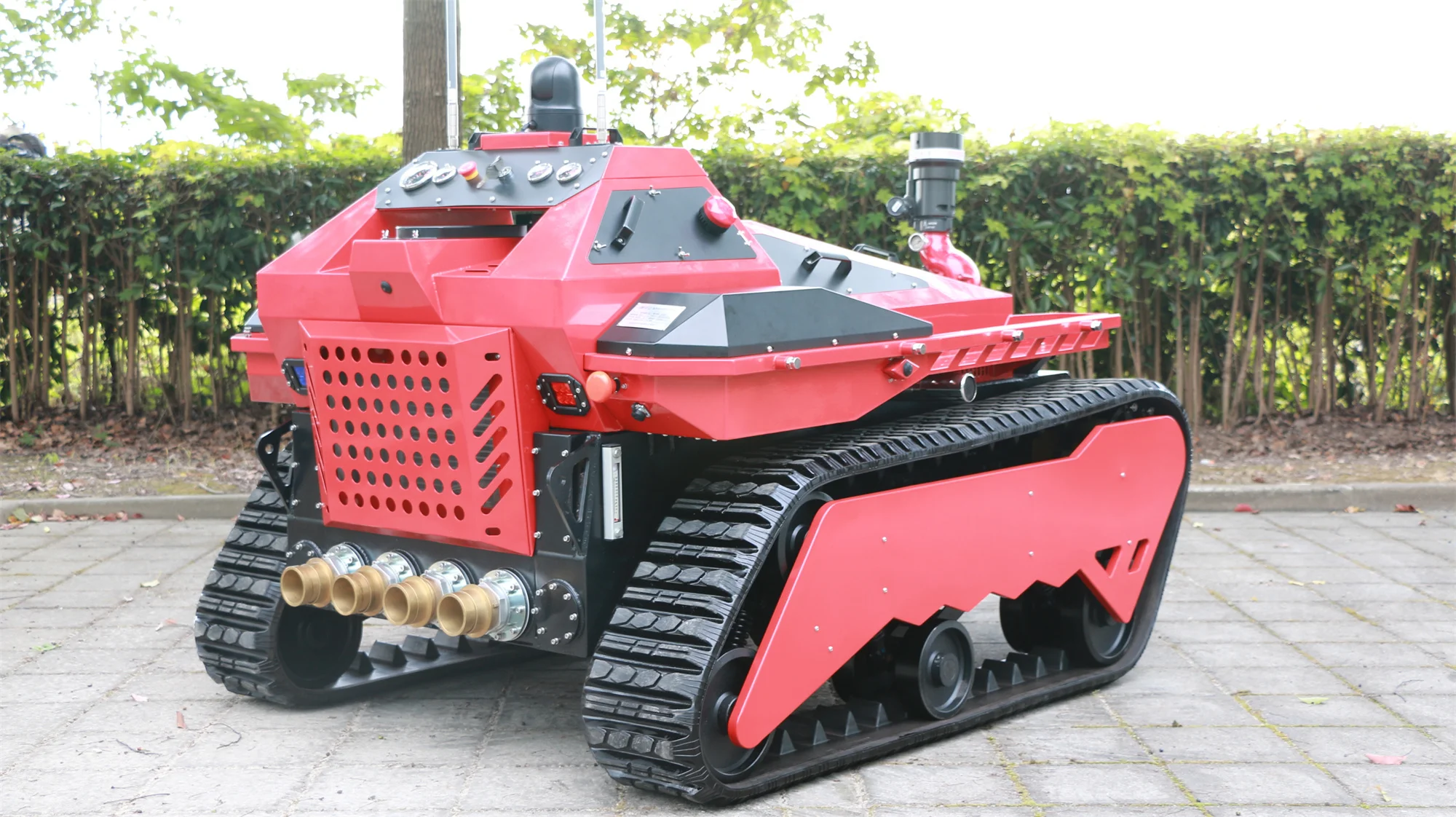 High Quality All-Terrain Firefighting Equipment Extinguisher Smart Remote Control System Fire Fighting Robot For Rescue