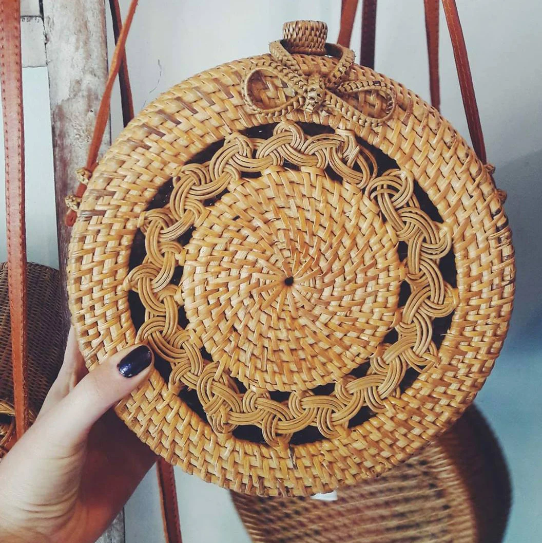 Wholesale Handmade Rattan Beach Bag for Women round Straw Logo Design from Viet Nam Handicrafts for Summer Vacation 2023