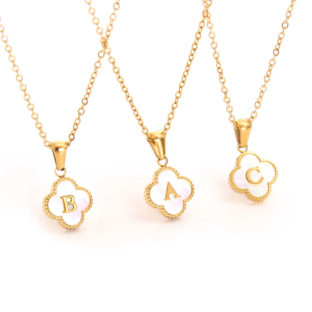 Concise Inital Alphabet Jewelry Stainless Steel Shell Four Leaf Clover 26 Letter Pendant Necklaces 18K Gold Plated Chain Choker