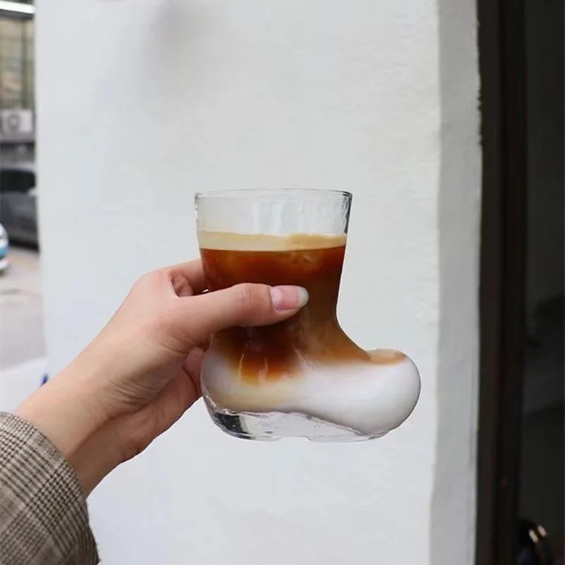 Wholesale Cute Boots Beer Glass With Handle Milk Coffee Cup Crystal Shoes 380ml Beer Glass Mug