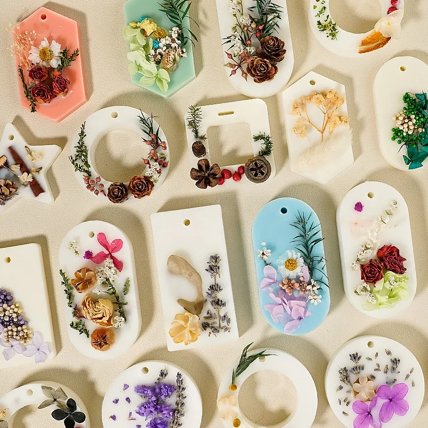 Newest Wholesale Custom Handmade Aroma Dried Flower Leave Petal Bud Home Decor Scented Wax Tablets