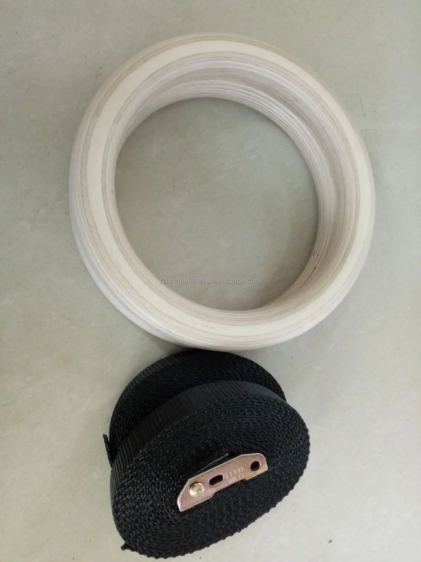 Home gym fitness equipment 32cm wooden rings finger training board Wooden Rock Climbing Board