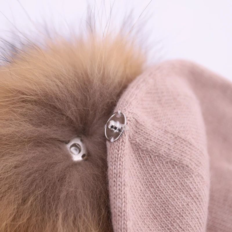 Wholesale Retail Baby Winter Fur Hat Pom Pom Decoration Beanie Hat