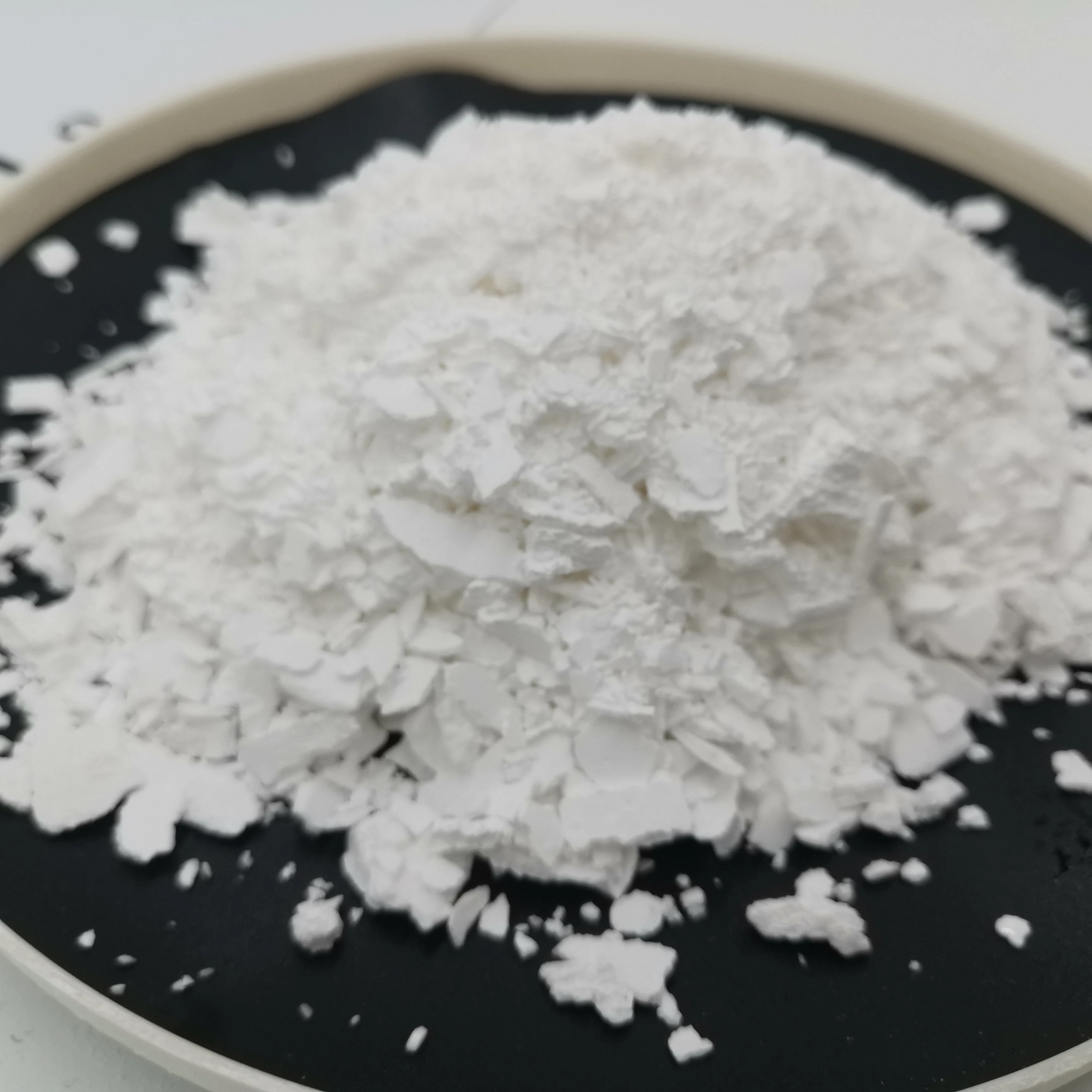 Профессиональный химический завод Cacl2 промышленного класса хлорид кальция 94%