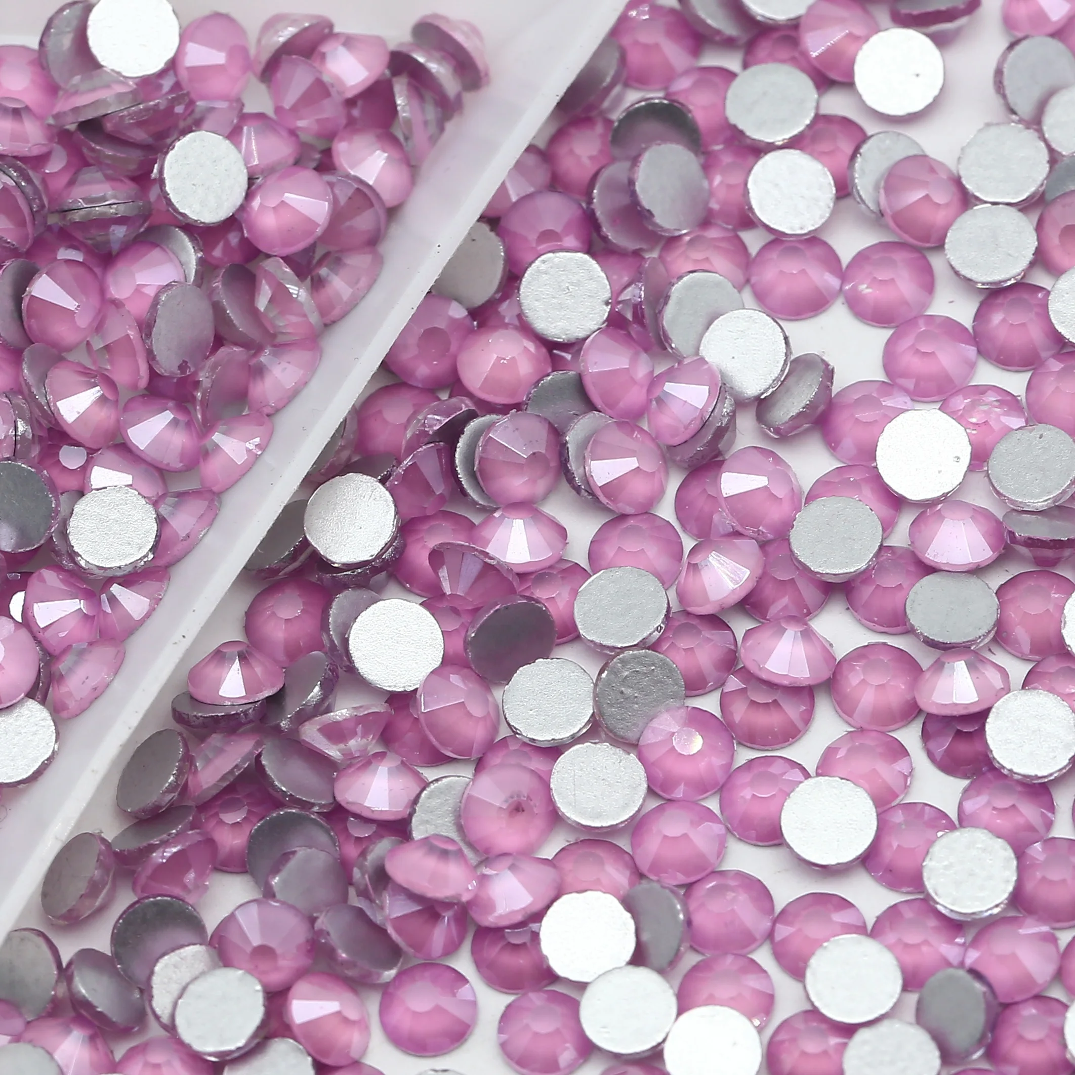 Wholesale SS6 SS8 SS10 SS12 SS16 SS20 Mocha Rhinestones Nail Art Flatback Crystal Rhinestones For Clothes