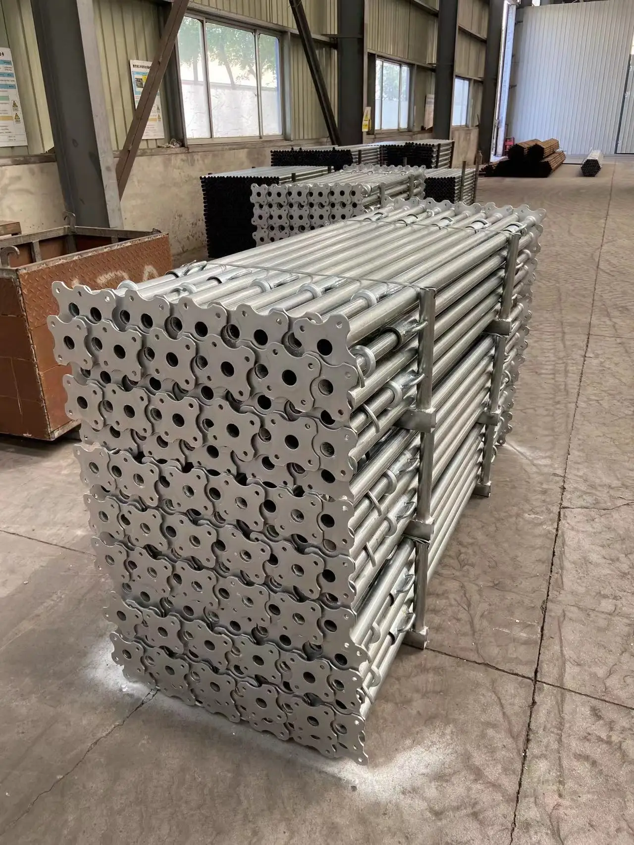 0 10 Scaffolding for construction Steel prop adjustable  building materials for house construction