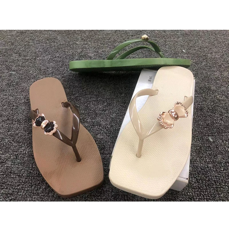 China factory  comfortable and casual pvc platform flip flops beach female slippers