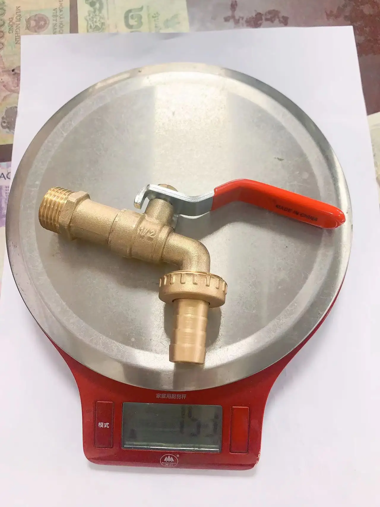 Factory Price Garden 1/2 Quick open wall mounted washbasin faucet Brass faucet