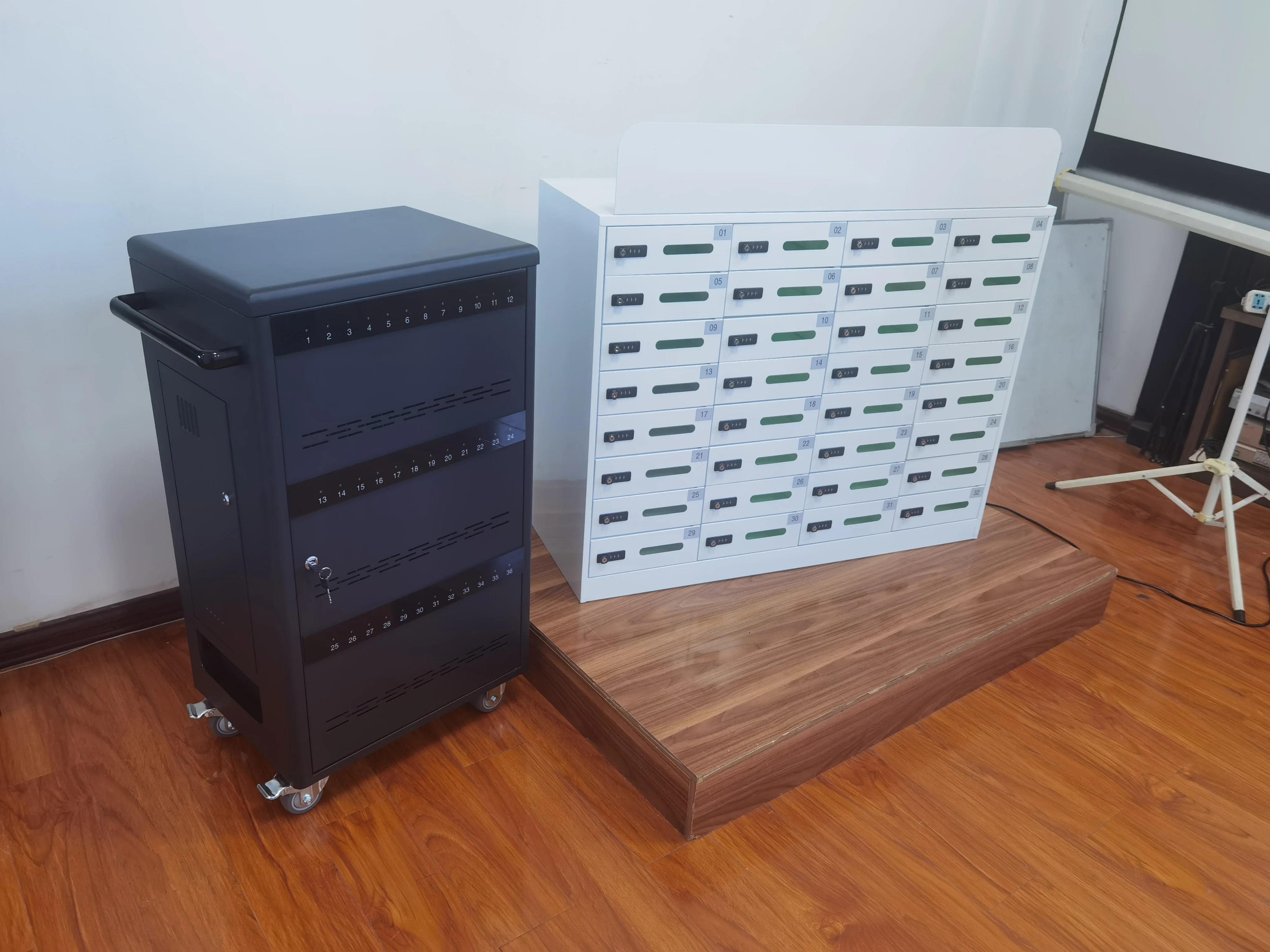 Cell Phone Laptop Tablet Storage Super Charging Locker Public Mobile Phone Charging Locker for multimedia classroom