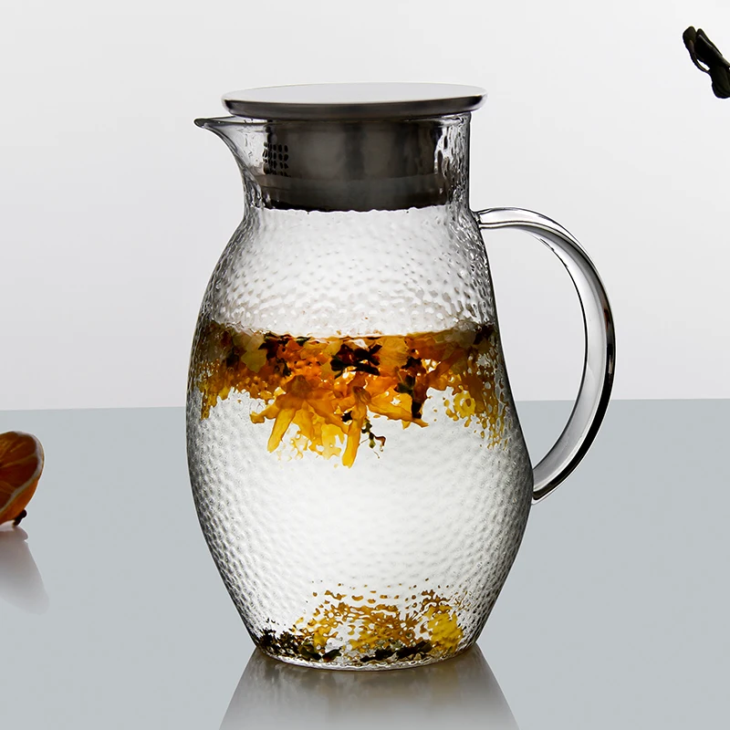 2022 Hot sale New design high borosilicate glass water bottle with lid cold water bottle